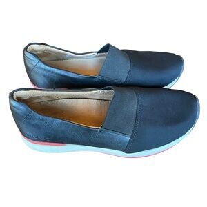 Vionic Women's Black Cameo Leather & Fabric Low Top Slip-On Casual Shoes Size 8